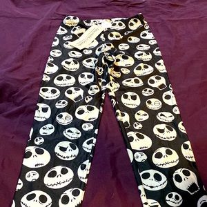 Disney Halloween Nightmare Before Christmas Jack Skellington leggings.